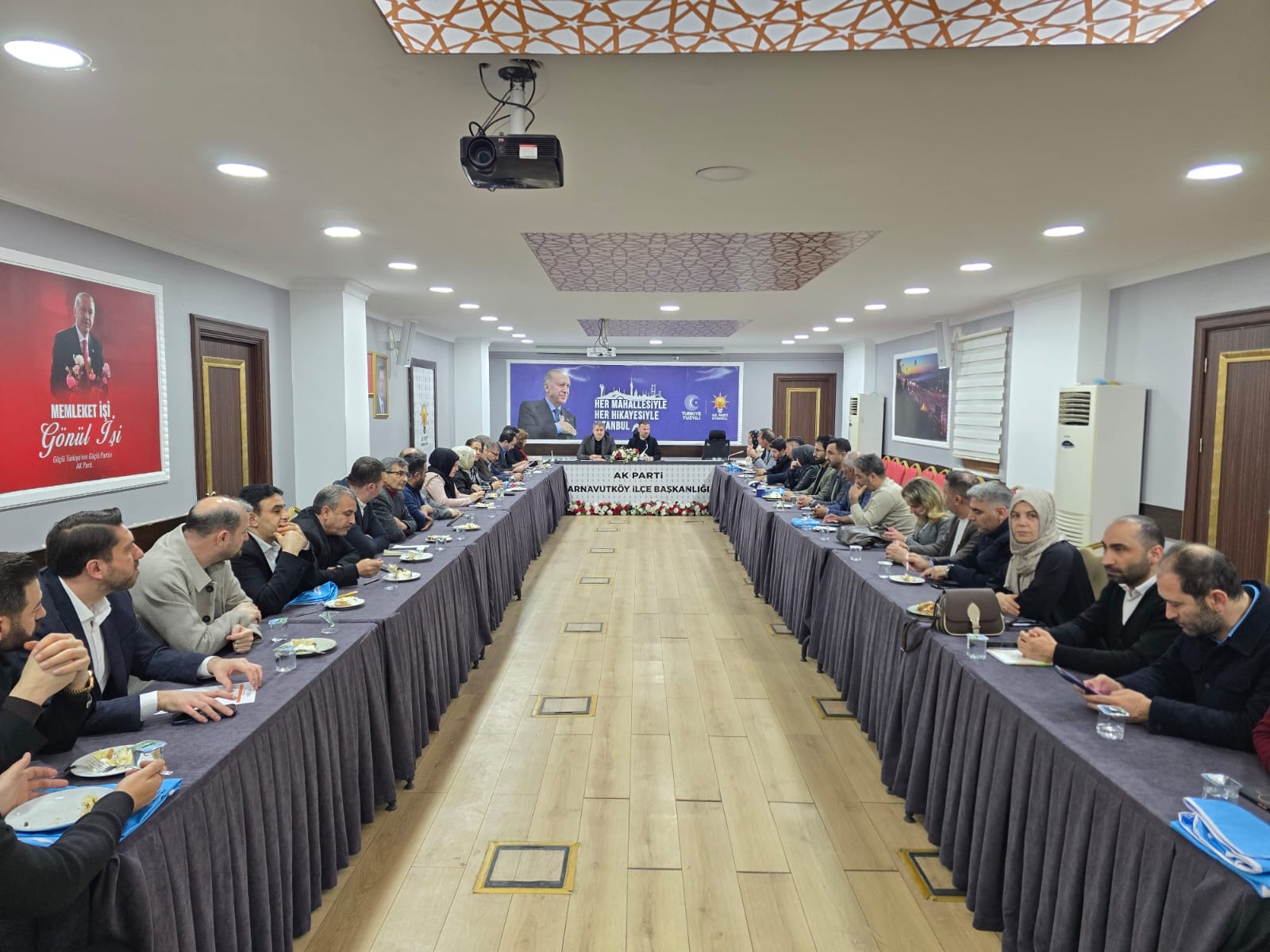 Haftalık olağan İlçe Yürütme ve Yönetim Kurulu toplantımız