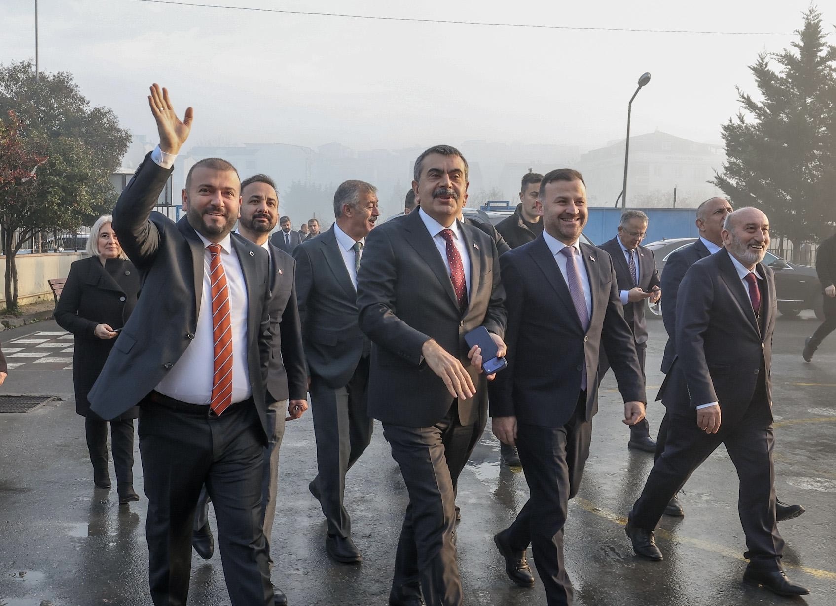 Milli Eğitim Bakanımız Sayın Yusuf Tekin’in katılımıyla okul ziyaretleri