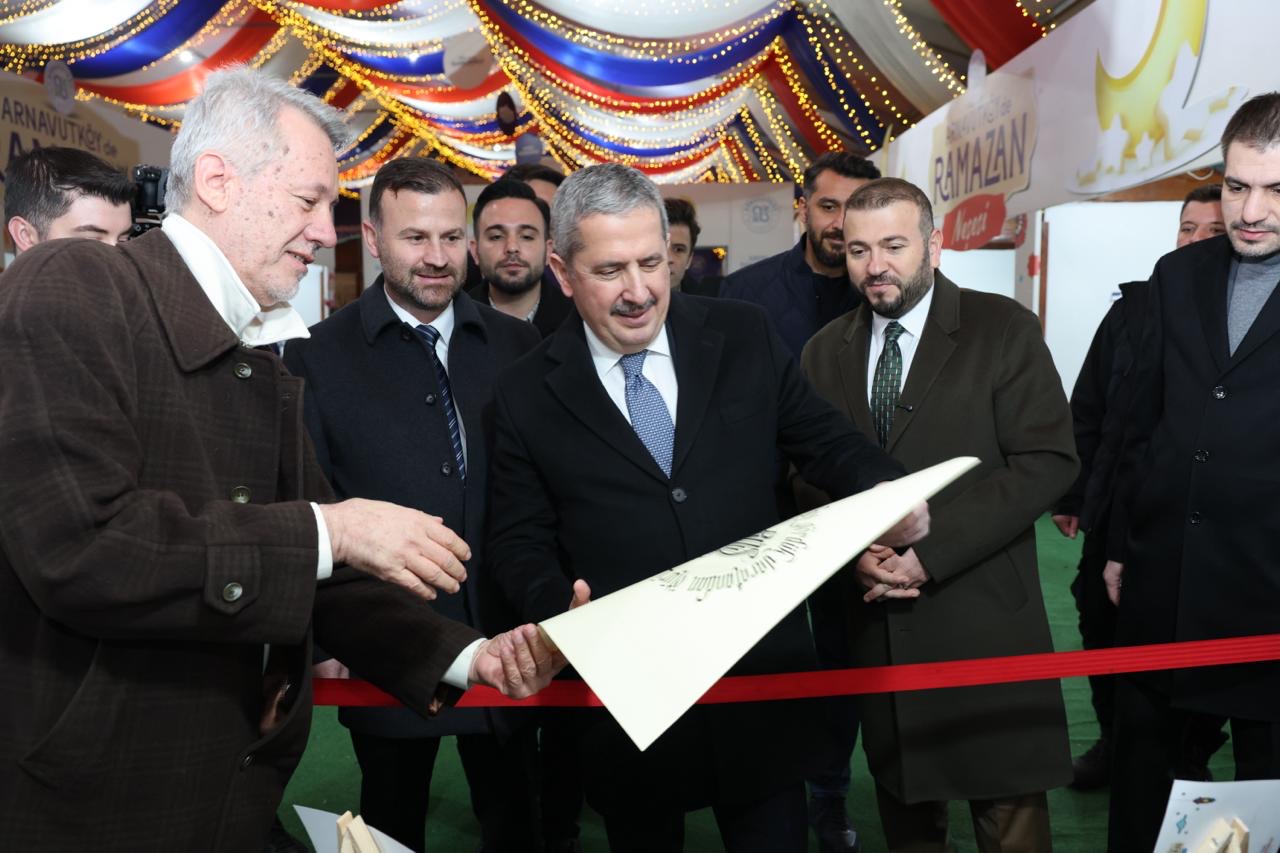 Ticaret Bakan Yardımcımız Sayın Mahmut Gürcan ve Belediye Başkanımız Mustafa Candaroğlu ile birlikte Şehir Parkımızdaki Ramazan etkinlik alanını ziyaret ettik.