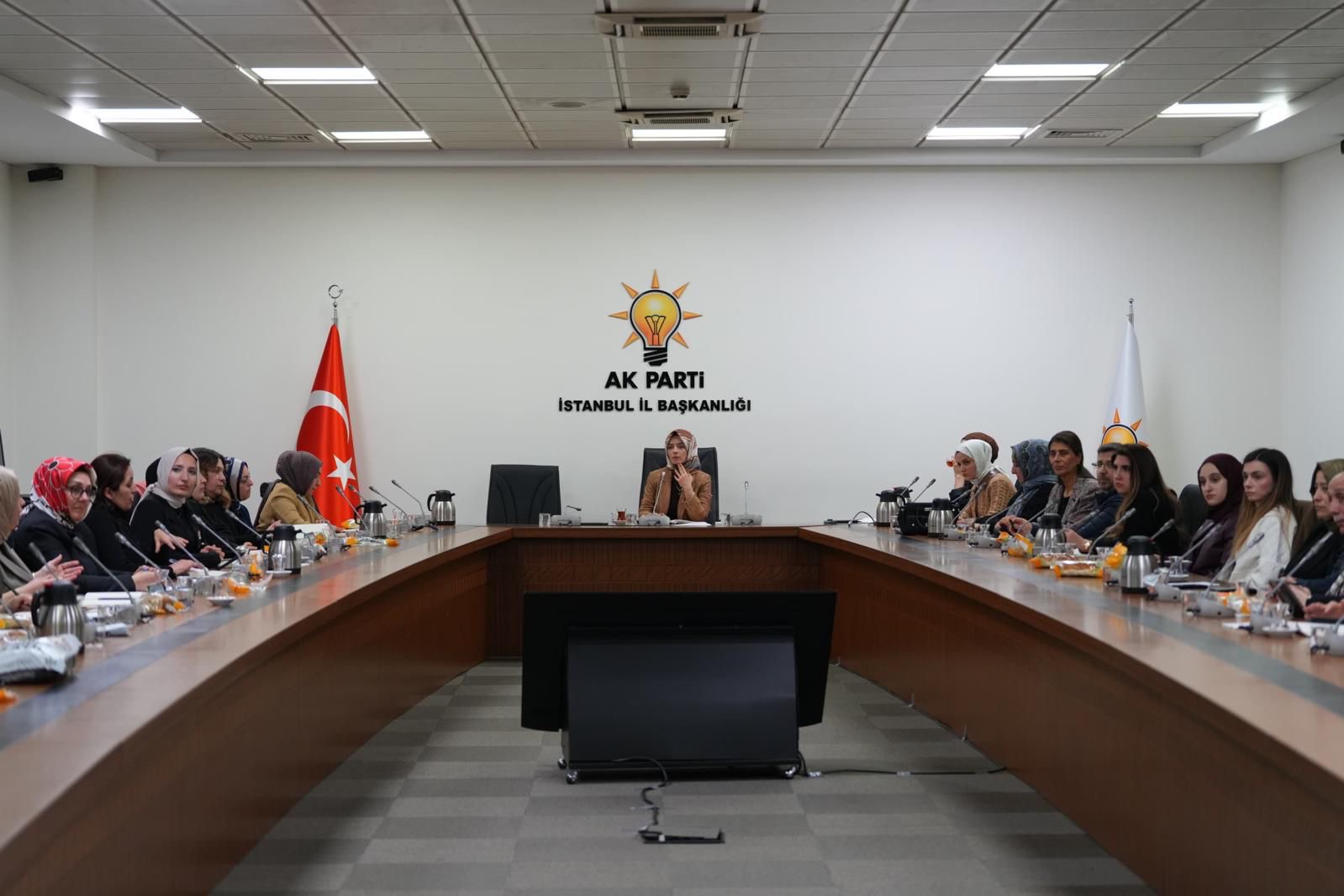 AK Parti İstanbul İl Sekreterya Birim Başkanımız Fatma Zeynep Şişman başkanlığında Sekreterya Birim Başkanları Toplantımızı gerçekleştirdik.