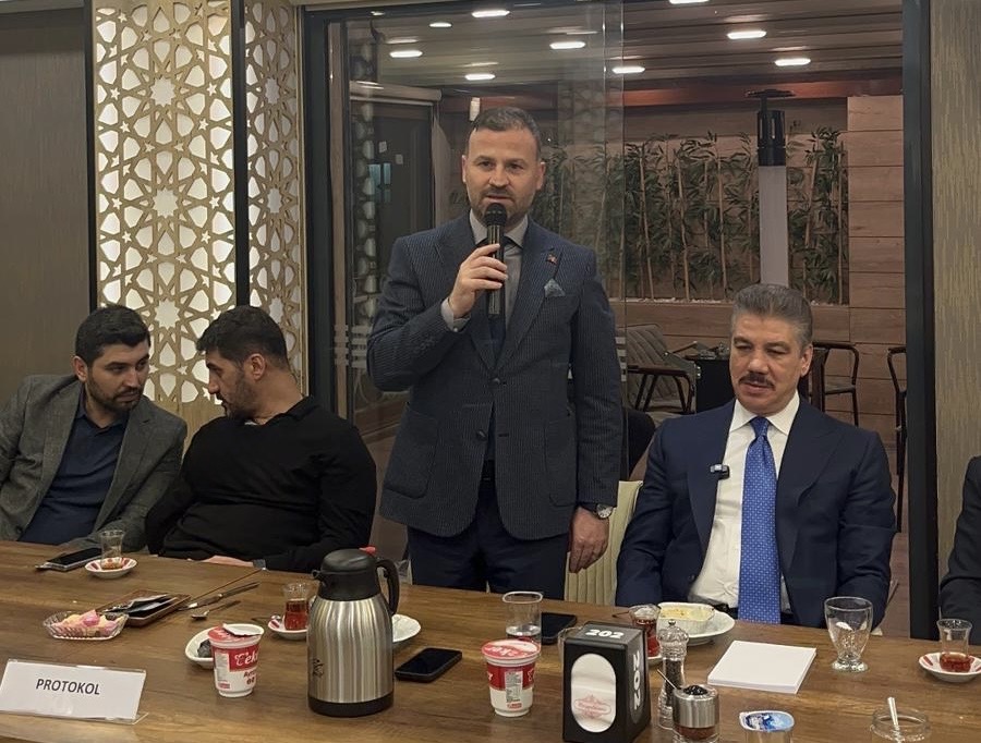 İlçemizde görev yapan kıymetli avukatlarımız ile iftar programında bir araya Geldik